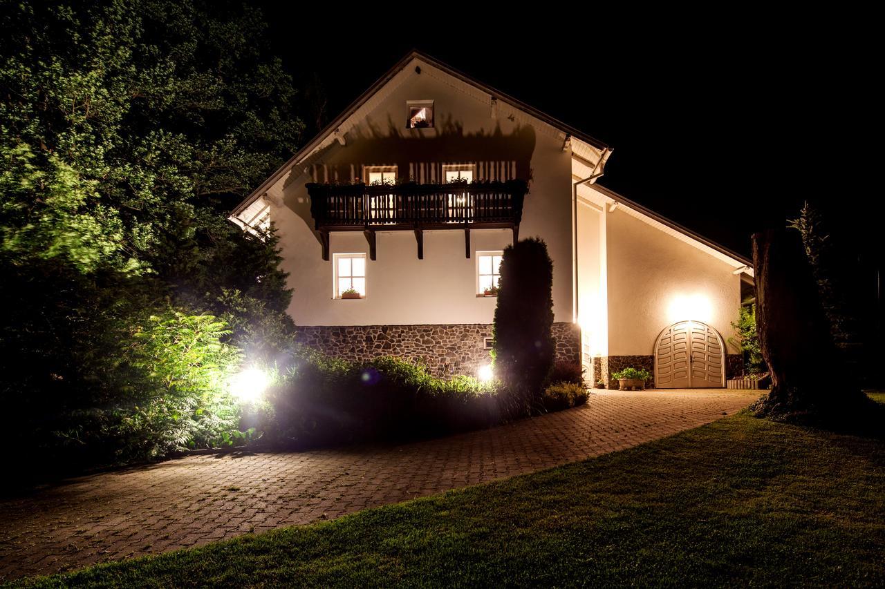 Pension U Sebastiana Hodousice Экстерьер фото