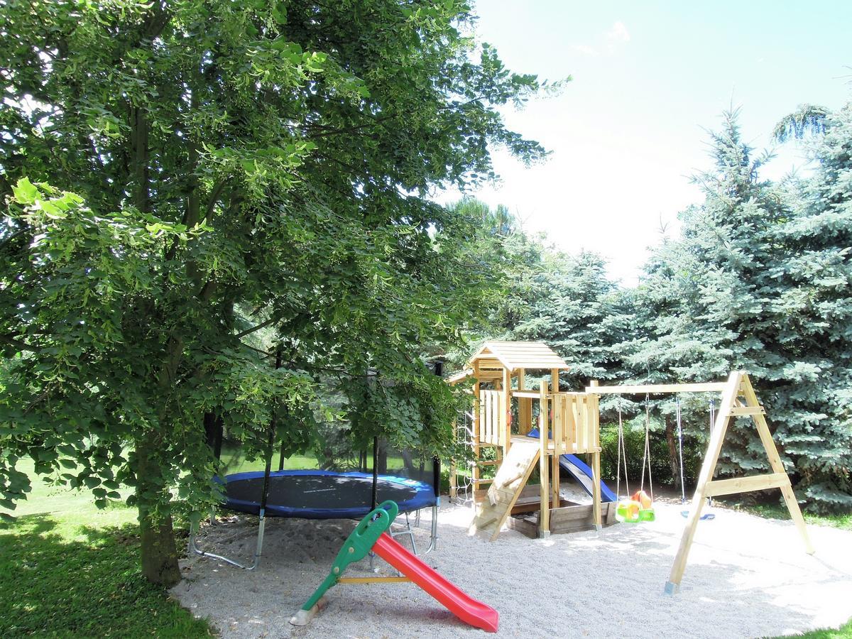 Pension U Sebastiana Hodousice Экстерьер фото